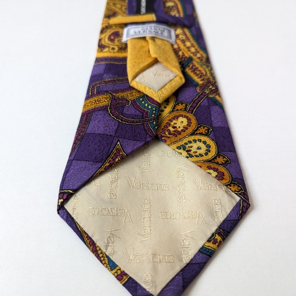 Versace Purple and Yellow Men's Tie - Picture 4 of 13